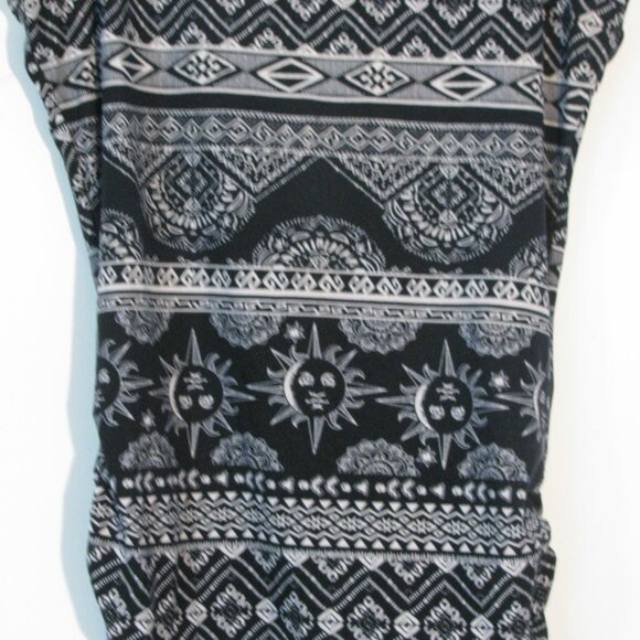 ** 3/$15 Derek Heart Tank Juniors Medium Black White Rouching Racerback Top - Picture 3 of 5